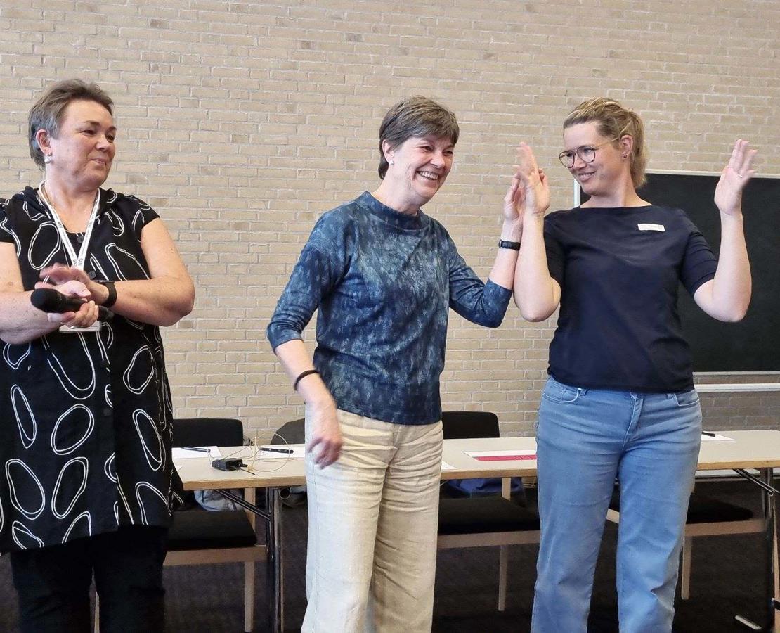 Tegnsprogstolkning på scene